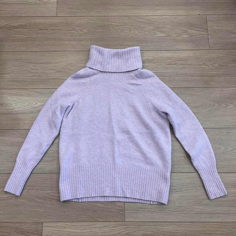Aritzia The Group Babaton lilac alpaca blend turtleneck sweater Women XS